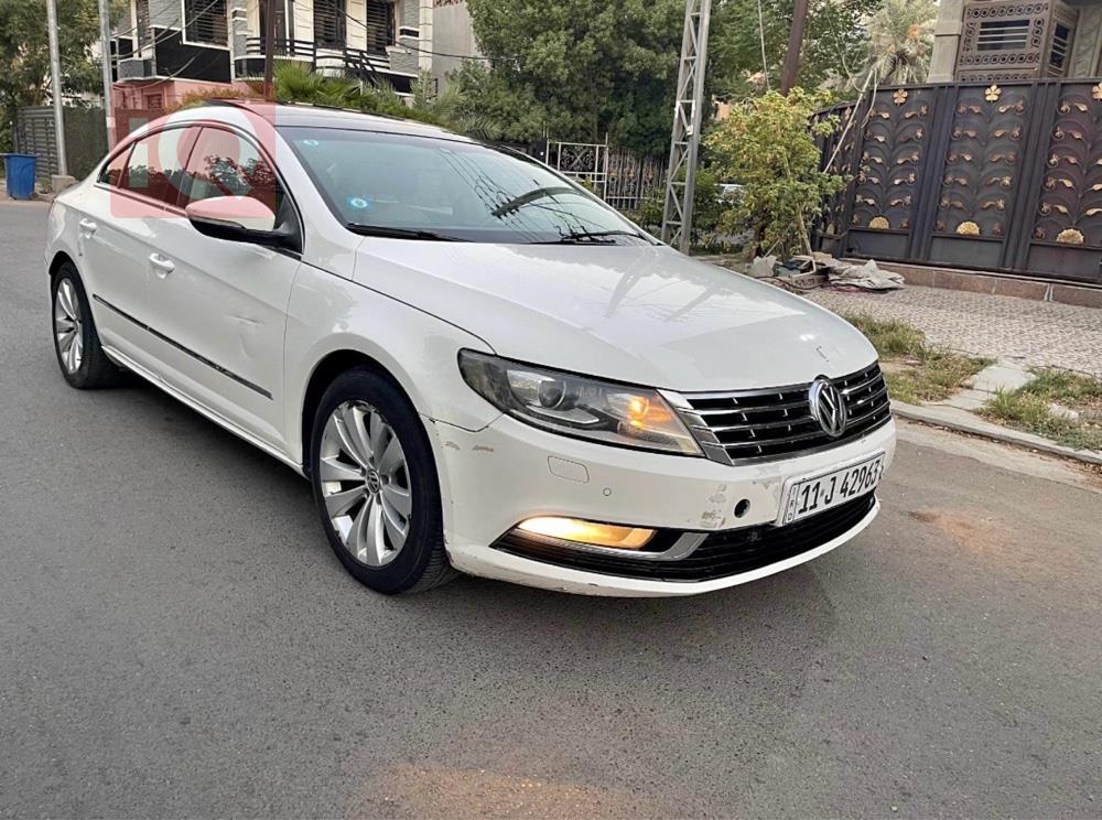 فولكسفاغن باسات CC